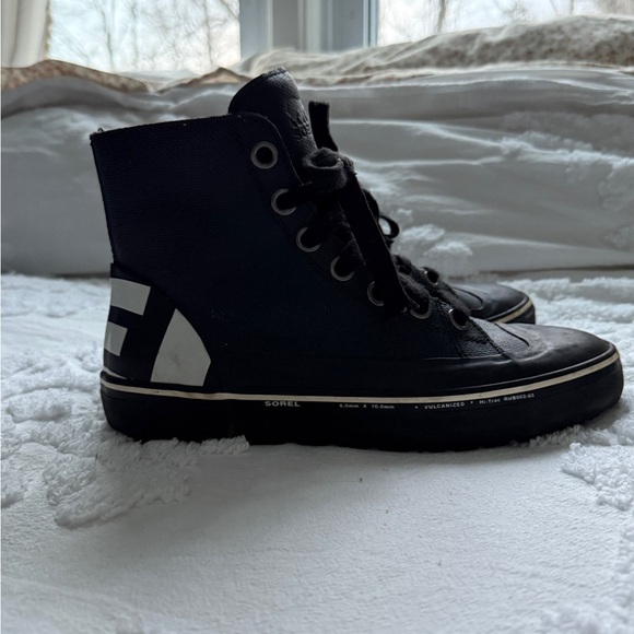 Sorel Cheyenne Metro Hi Top Waterproof Black & White Sneaker Boot Men’s Size 8 - Picture 12 of 16